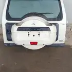 باب شنطة ميتسوبيشي باجيرو موديل 2014