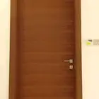 ديكورات وابواب خشبيه