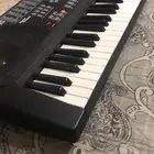 للبيع بيانو نظيف جدا