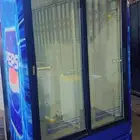 ثلاجة عرض كبيره بابين زجاج مستخدمه نظيفه