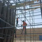 سقالات وشدات معدنيه