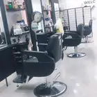 اثاث صالون حلاقة للتقبيل