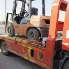لتاجير جميع المعدات والروافع الشوكيه والكرينات