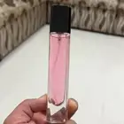 مطلوب قزاز عطر فارغه نفس الصورة تواصل مع الرق واتس