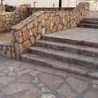 حجر شحف طبيعي يركب على طبيعته اومفصوص مع تداخل الالوان