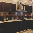 مطبخ مع الاجهزه كامل