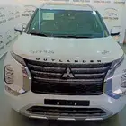 ميتسوبيشي اوتلاندر بريميوم 2025