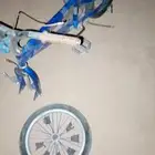 سيكل الكفر الي ورا منقطع والي قدام فيه بس مافيها حديده السوم