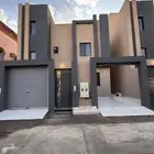 للبيع شقه دور ارضي بمدخل سيارة بسعر 550الف بمخطط 6