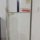 ثلاجة هيتاشي عطلانة للبيع