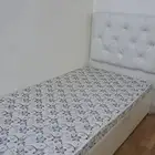 سرير مع مرتبه جديد الاستخدام المرتبه