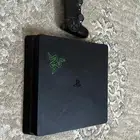 سوني 4 نظيف جدا ما انفك