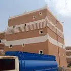 ترميم القصور الاثريه وإعادتها بناء مجالس