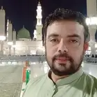 لدي  خبرة عشر سنوات  أطبخ الطعام الباكستاني والهندي والسعودي