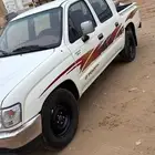 للبيع تايوتا هايلوكس مديل 2004