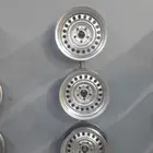 جنوط مرسدس هيلكس اسود وفضي مبرز وعادي لبيع