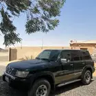 جيب نيسان موديل 98 حجمه4500 دبلات ومكيفاته نظيفه قير عادي في