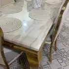 طاولة طعام ومدخل رخام شبة جديده