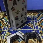 PlayStation 5 (disc) version with 2 Orignal controllers