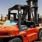 للبيع رافعات شوكيه فوركلفت على السوم