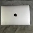 ماك برو 1M الاصدار2020 الذاكرة 8غ. استخدام جامعه نظيف