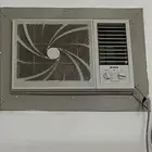 مكيفات وطاولات