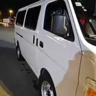 باص نيسان الموديل 2010