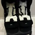 عربة أطفال توأم