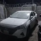 اكسنت بيضاء مديل 2022