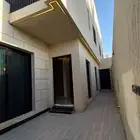 دور أرضي للبيع في أساس المرجان