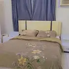 سرير ودولاب وتسريحه