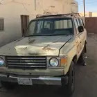 تايوتا لاندكروزر يحمل رقم مميز
