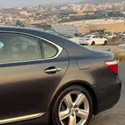 لكزس LS460 مخزنه