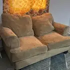 كنب للبيع و3 طاولات خدمه