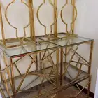 طاولات للبيع