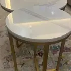 طاولتين رخام كبيره وجانبيه 150 الموقع صامطه