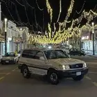 لاندكروزر 2002