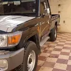 شاصي 2014 لونه ملكي اسود