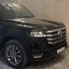 لاندكروزر فل كامل رقم 4 اللون اسود ماشي 29 الف وكاله حمايه