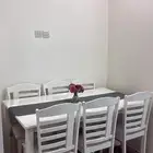 طاولة طعام
