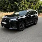 جيب لكزس LX600 أسود