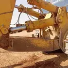 بلدوزر للبيع مقاس 375A