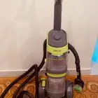 مكنسه كهربائيه