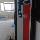 ثلاجة بيبسي قديمة