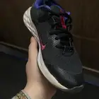 nike original shoes