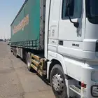 تريلا نقل العفش والبضائع