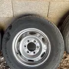 طقم جنوط ددسن وكالة مع كفرات