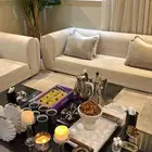 خمس قطع كنب ابيض