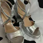 كعب نسائي