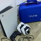 سوني فايف مع ثلاث يدات